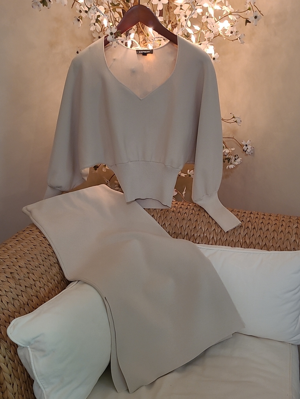 EXPRESS Stunning Knit Top and Skirt Set - Picture 1 of 5